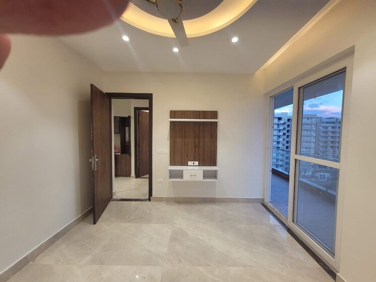 Room, gms road 3 Bedroom 2157 Sq.Ft. Apartment In Gms Road Dehradun 7954601