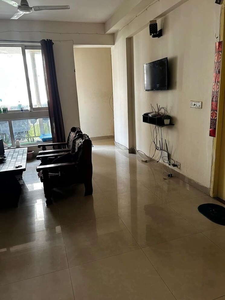 Living Room, ip extension 3 Bedroom 1400 Sq.Ft. Apartment In Ip Extension Delhi 7954618