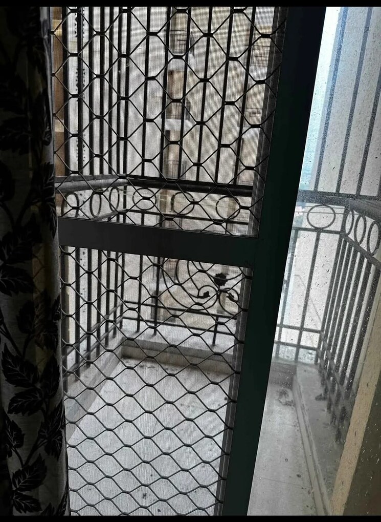 Balcony, ip extension 3 Bedroom 1400 Sq.Ft. Apartment In Ip Extension Delhi 7954618