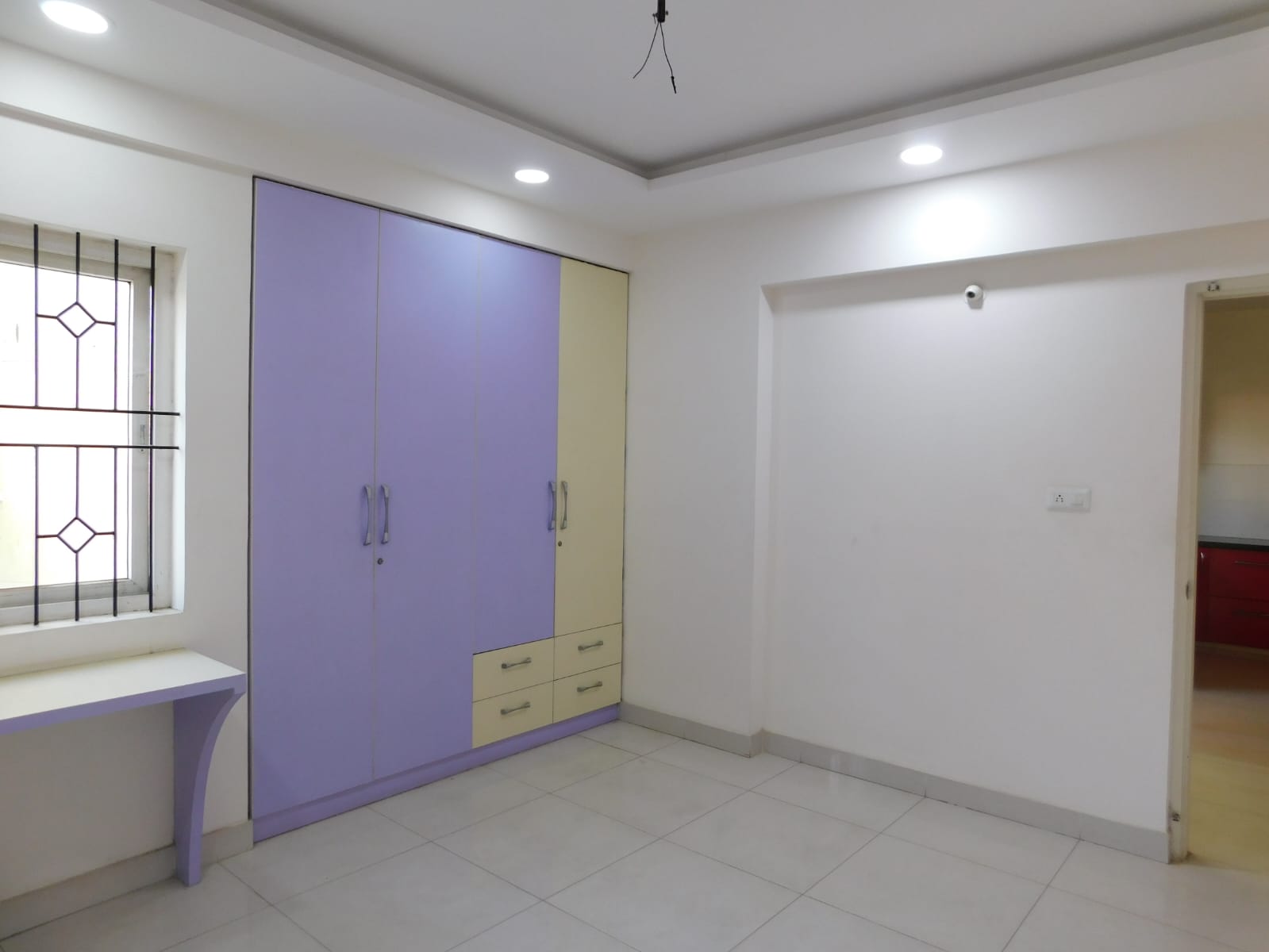 3 BHK Apartment For Sale in Roshan Gardenia