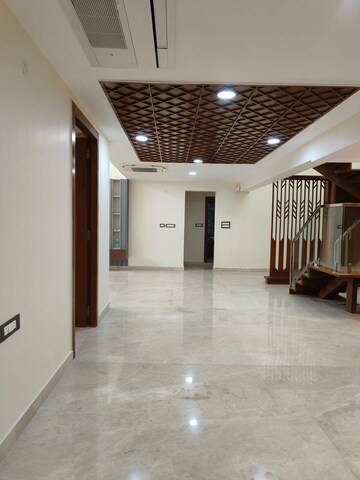 Building Lobby in 4 BHK Apartment at Nitesh Logos, Mg Road – for Sale