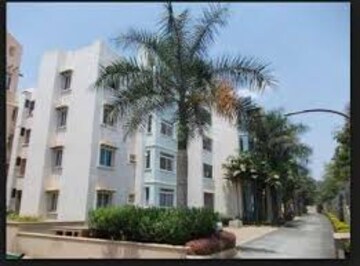 Master Bedroom in 2 BHK Apartment at Prestige Palms, Whitefield – for Sale