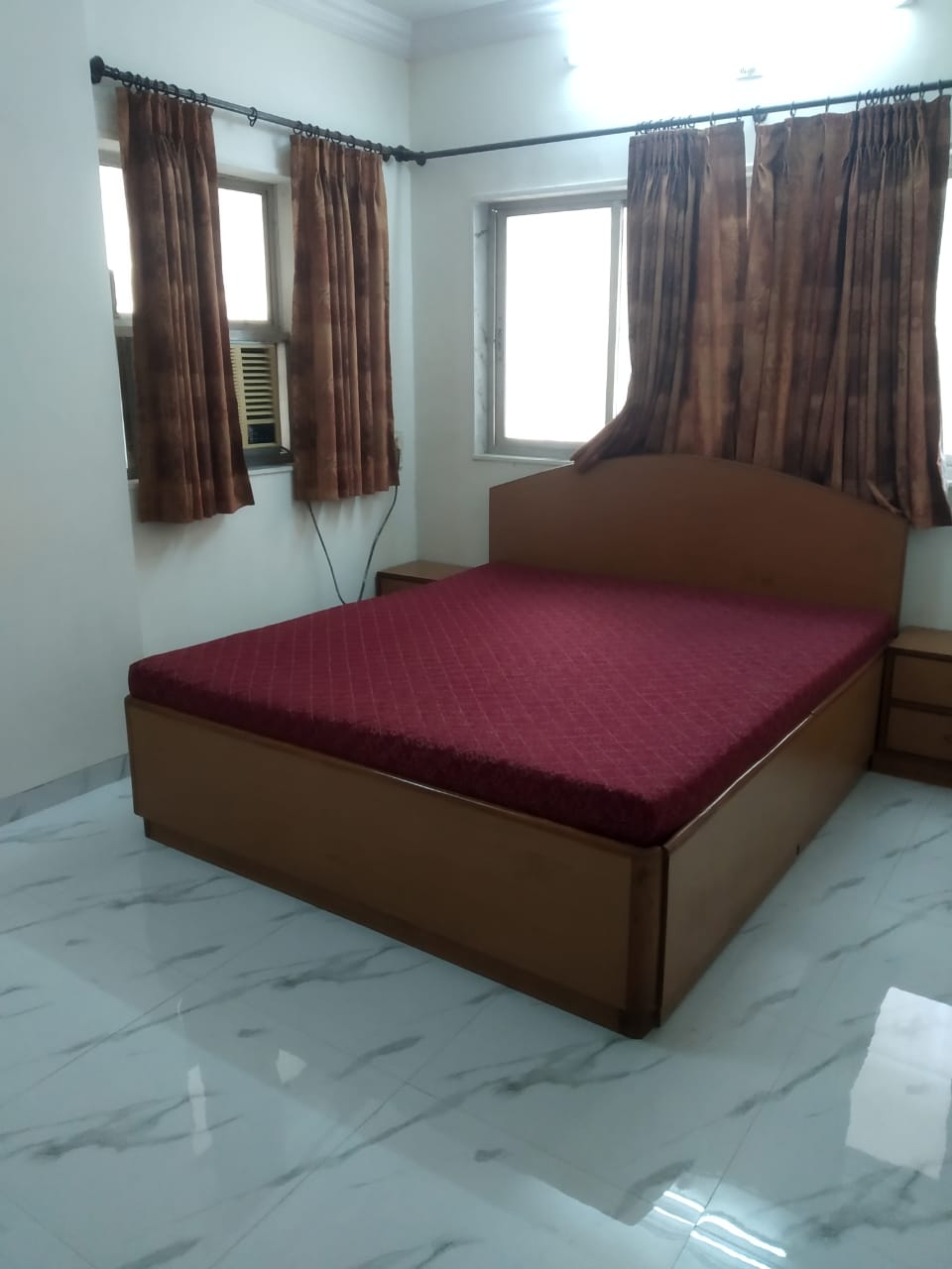 Rental 3 Bedroom 1000 Sq.ft. Apartment In Fortune House, Khar West 