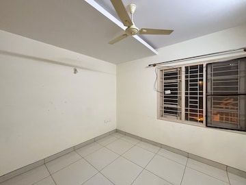Room in 3 BHK Builder Floor at Hsr Layout – for Rent