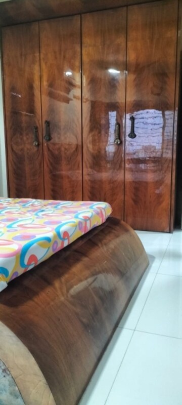Master Bedroom in 2 BHK Apartment at Unique Signature Mumbai, Mira Road – for Rent