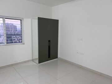 Bedroom in 3.5 BHK Apartment at Prestige Tranquil, Kokapet – for Rent