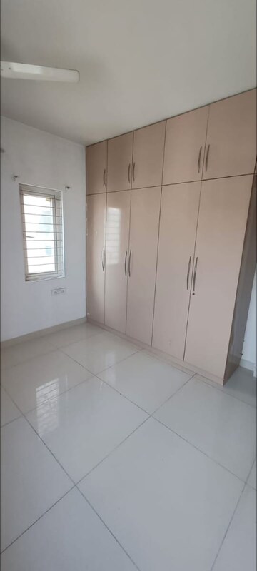 Room in 3 BHK Apartment at My Home Avatar, Gachibowli – for Rent