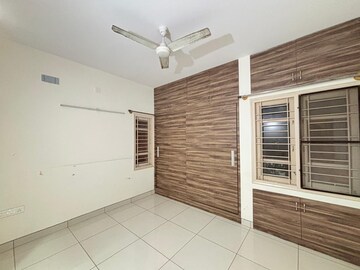 Room in 3 BHK Builder Floor at Hsr Layout – for Rent