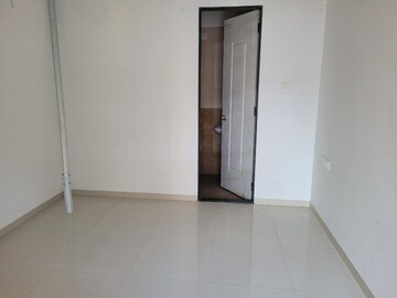Room in 2 BHK Apartment at Dynamic Imperia Plus, Pisoli – for Sale