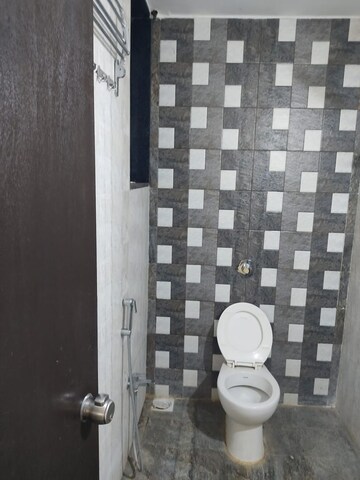 Bathroom in 3 BHK Apartment at Unique Aashiyana, Gota – for Rent