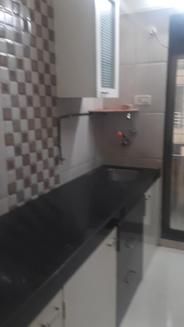 1 BHK Apartment For Rent in Abhay Sheetal Complex, Mira Road