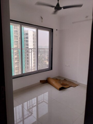 Room in 2 BHK Apartment at Hiranimanthan Shree Ganesh Krupa CHS, Kurla East – for Rent