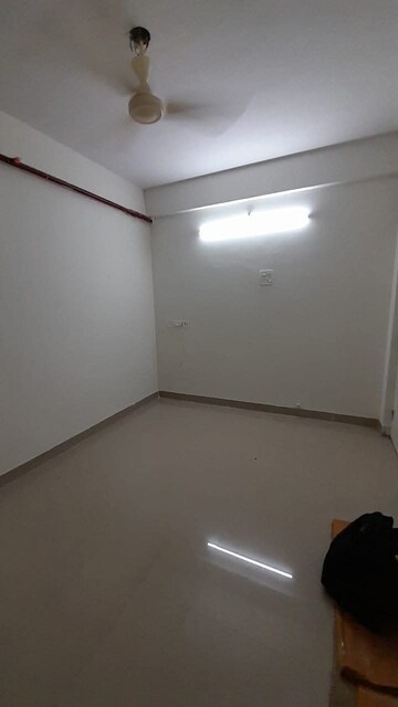 Room in 1 BHK Apartment at Coast Kalpana Gardens, Nalasopara East – for Rent