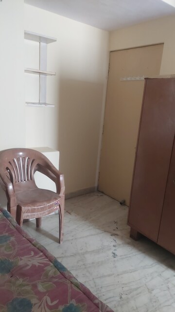 Furnished Amenities in 1.5 BHK Apartment at Adchini – for Rent