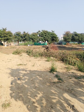 Plot Area in  Plot at BPTP Amstoria, Sector 102 – for Sale