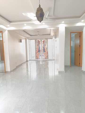 3 BHK Apartment For Rent in Sector 11 Dwarka