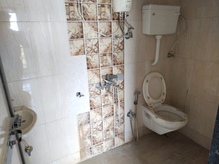 Bathroom, veer-splendor 1 Bedroom 394 Sq.Ft. Apartment In Nalasopara East Palghar 7955256