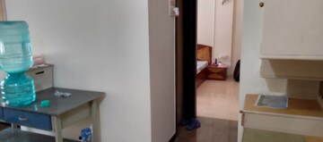 Master Bedroom in 1.5 BHK Apartment at Jumbo Darshan, Andheri East – for Rent
