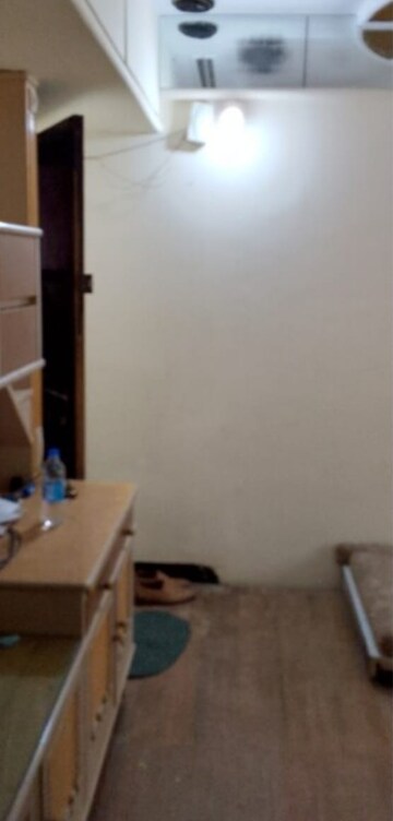 Furnished Amenities in 1.5 BHK Apartment at Jumbo Darshan, Andheri East – for Rent