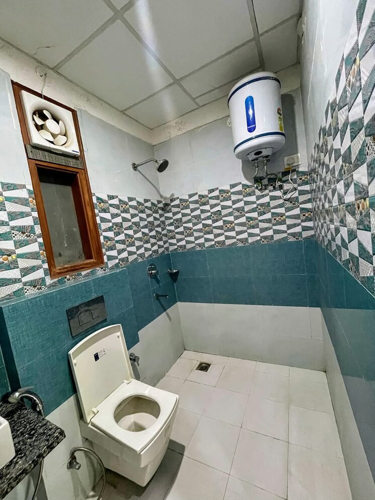 Bathroom, rashmi-divya-complex 1 Bedroom 465 Sq.Ft. Apartment In Vasai Road Palghar 7955452