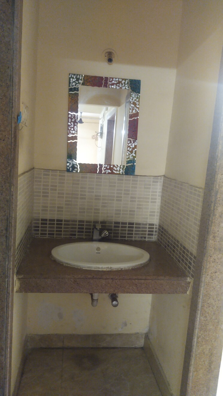 Bathroom, valley-shilp 2 Bedroom 1050 Sq.Ft. Apartment In Kharghar Sector 36 Navi Mumbai 7955483