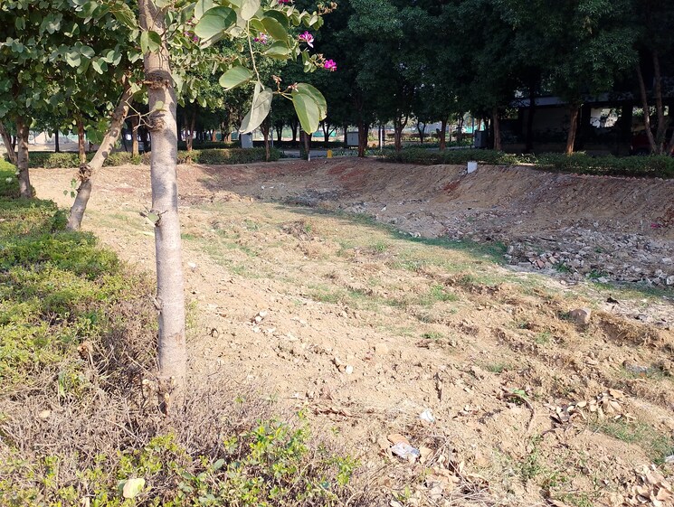 undefined, bptp-amstoria  250 Sq.Yd. Plot In Sector 102 Gurgaon 7955477