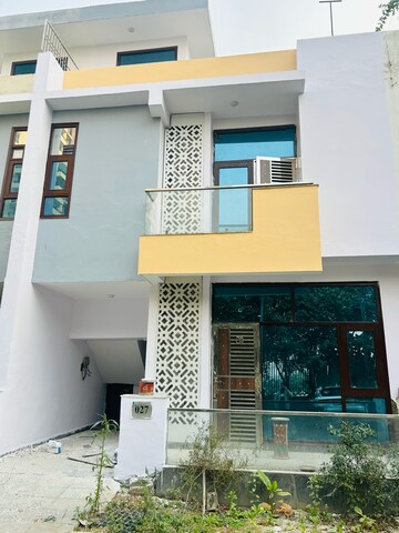 3.5 BHK Villa – Exterior View View at Panchsheel Villas, Panchsheel Green - for Rent