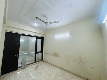 Room in 3.5 BHK Villa at Panchsheel Villas, Panchsheel Green – for Rent