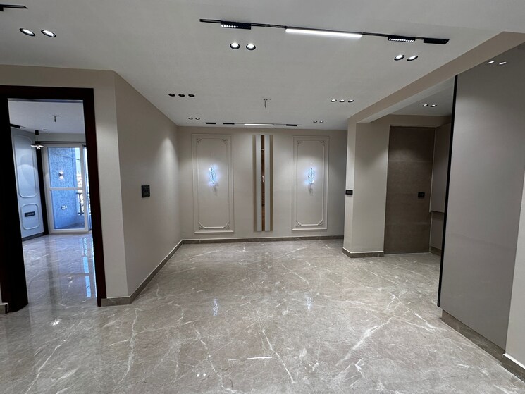 Room, sector 11 dwarka 3 Bedroom 1850 Sq.Ft. Apartment In Sector 11 Dwarka Delhi 7955685