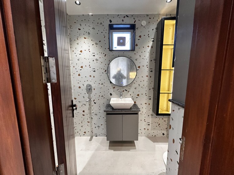 Attached Bathroom, sector 11 dwarka 3 Bedroom 1850 Sq.Ft. Apartment In Sector 11 Dwarka Delhi 7955685