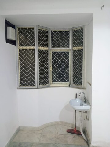 Bathroom in 3 BHK Apartment at Sector 12 Dwarka – for Rent