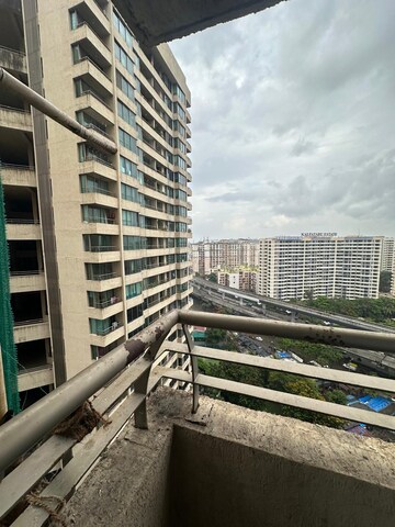 2.5 BHK Apartment – Exterior View View at Oberoi Realty Splendor, Jogeshwari East - for Rent