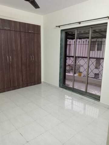 Room in 2 BHK Apartment at Happy Valley, Manpada – for Sale