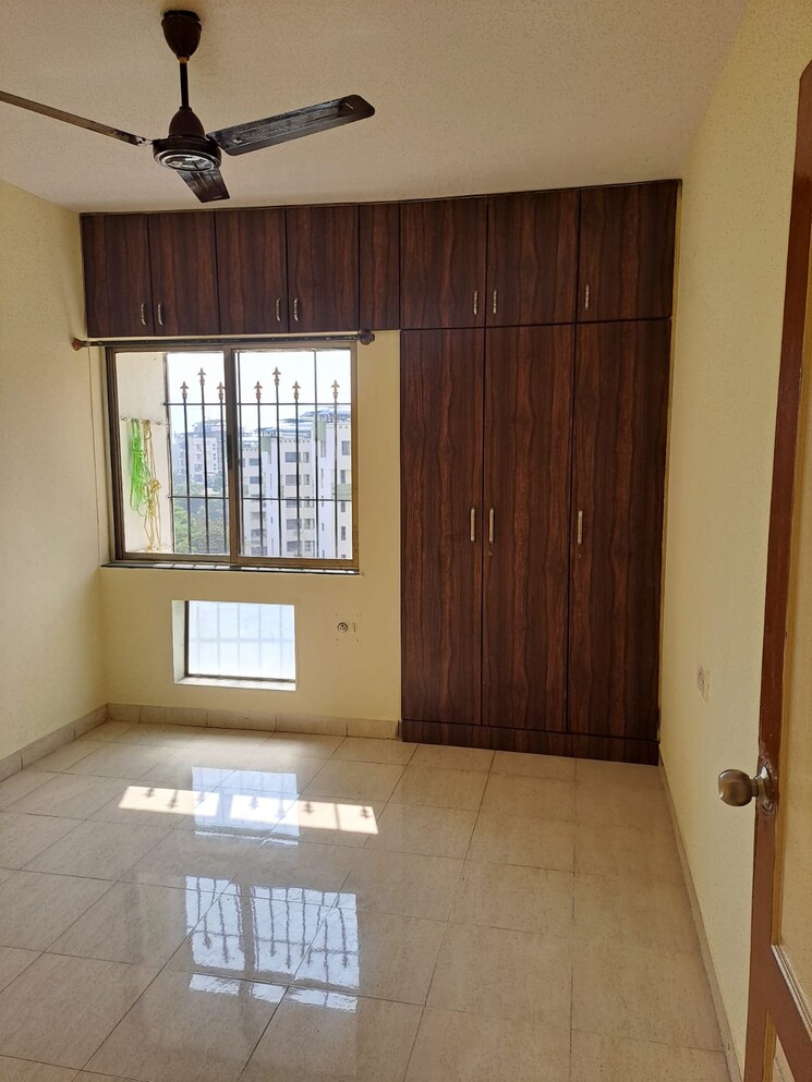 Room, happy-valley 2 Bedroom 1050 Sq.Ft. Apartment In Manpada Thane 7956022