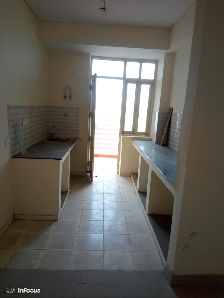 Kitchen, ras-palm-residency 2.5 Bedroom 1240 Sq.Ft. Apartment In Sector 76 Faridabad 7956162