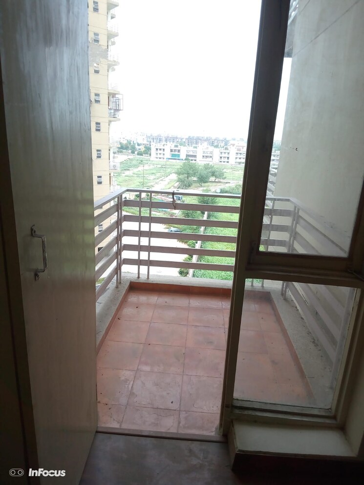 Balcony, ras-palm-residency 2.5 Bedroom 1240 Sq.Ft. Apartment In Sector 76 Faridabad 7956162