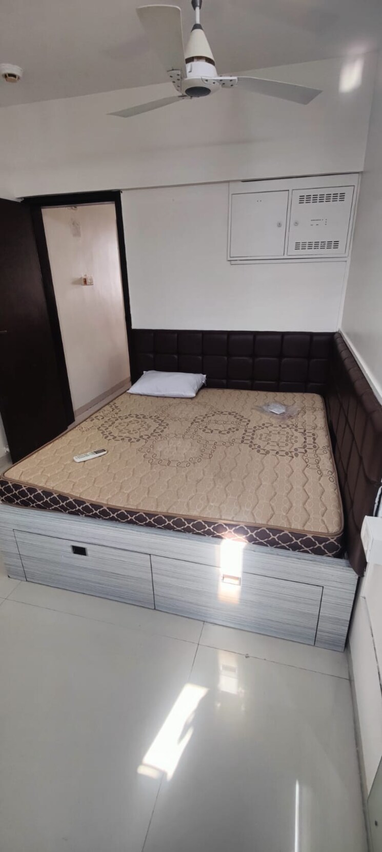 Master Bedroom, rohan-mithila 3 Bedroom 1500 Sq.Ft. Apartment In Viman Nagar Pune 7956289