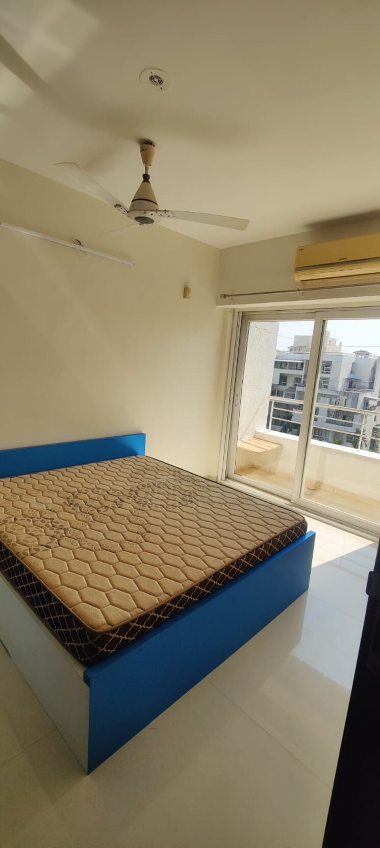 Bedroom, rohan-mithila 3 Bedroom 1500 Sq.Ft. Apartment In Viman Nagar Pune 7956289