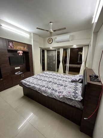 2 BHK Apartment For Rent in Cosmopolis Tower Andheri West Mumbai  7956410