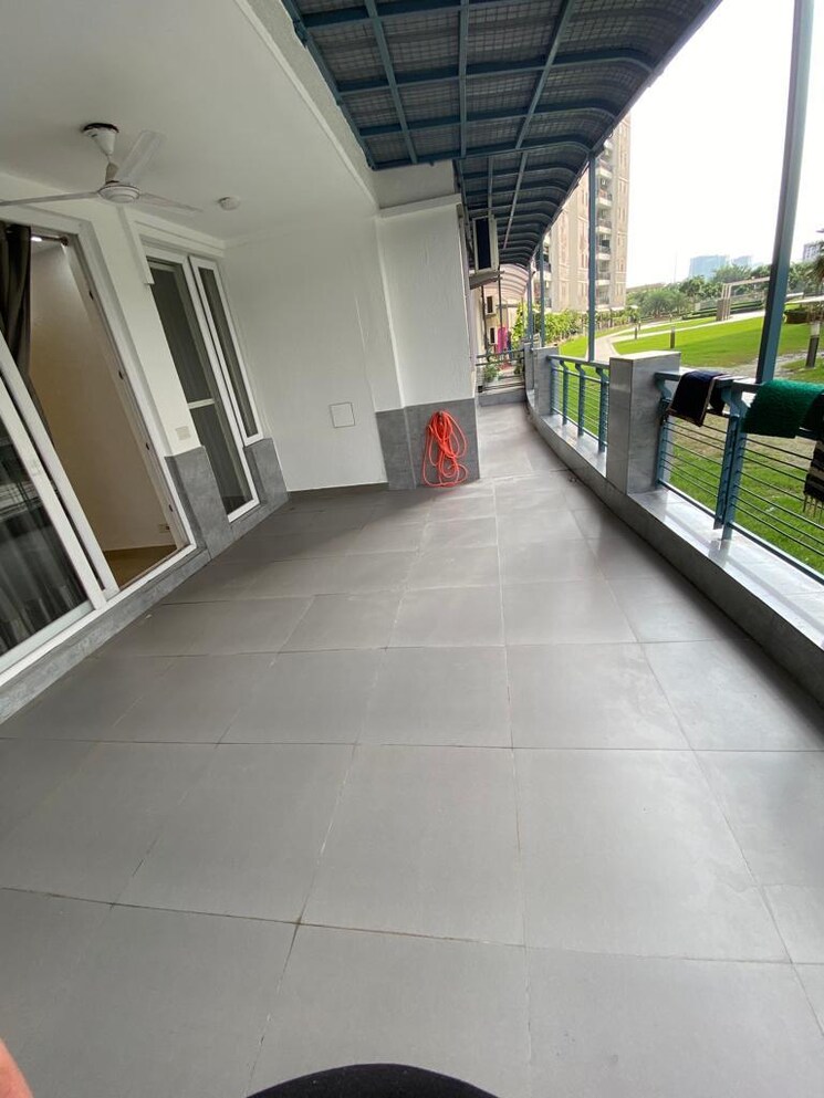 Balcony, great-value-sharanam 3 Bedroom 1647 Sq.Ft. Apartment In Sector 107 Noida 7956394