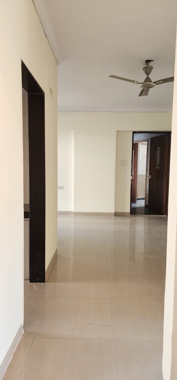 Building Lobby in 3 BHK Apartment at Kalpataru Amare, Andheri West – for Rent