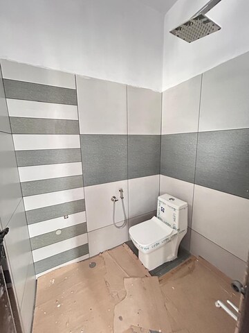 Bathroom in 3 BHK Villa at Pattikkad – for Sale