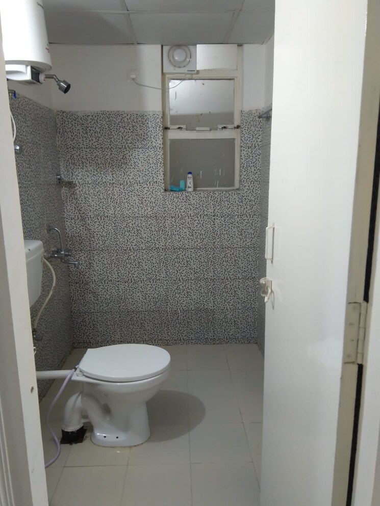 Bathroom, breez-global-heights 2 Bedroom 623 Sq.Ft. Apartment In Sohna Sector 33 Gurgaon 7956839