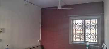 Room in 1 BHK Apartment at Saraswati Building Goregaon, Goregaon West – for Rent