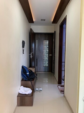 Room in 2.5 BHK Apartment at Oberoi Realty Splendor, Jogeshwari East – for Sale