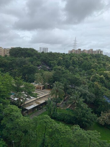 2.5 BHK Apartment – Exterior View View at Oberoi Realty Splendor, Jogeshwari East - for Sale