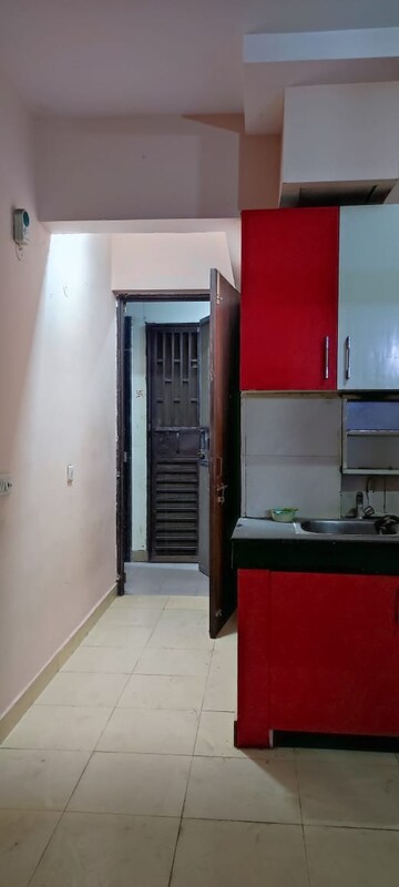 Furnished Amenities in 1 BHK Apartment at OP Floridaa, Sector 82 – for Rent