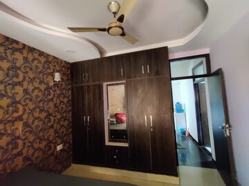 Bedroom in 2 BHK Apartment at DLF Pink Town House, Dlf City Phase 3 – for Rent