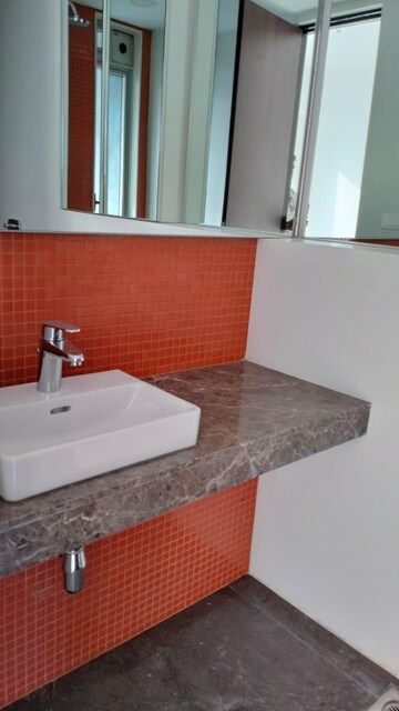 Bathroom in 4 BHK Apartment at Lodha Marquise, Worli – for Rent