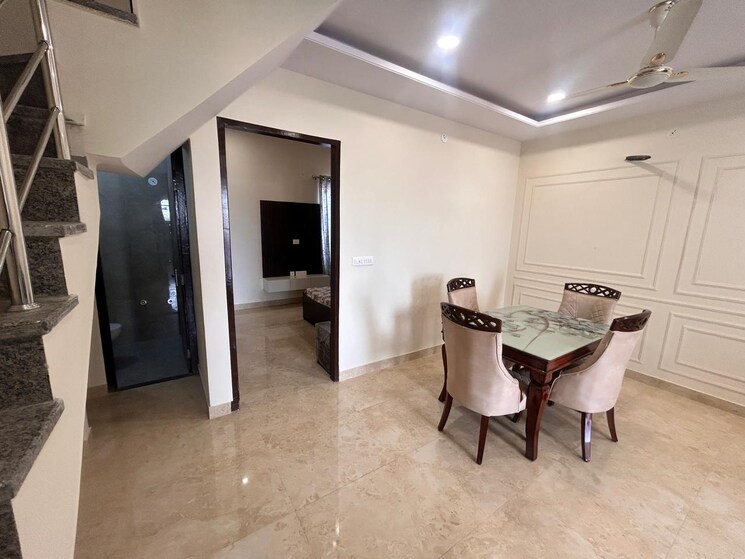 Master Bedroom, heaven-homes 3 Bedroom 100 Sq.Yd. Villa In Narayan Vihar Jaipur 7957283
